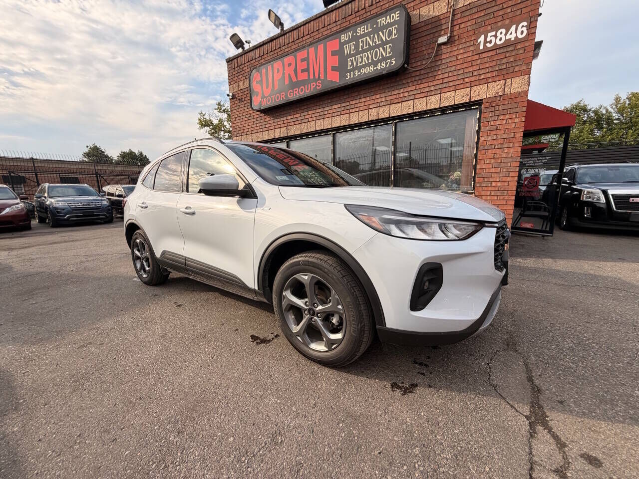 2025 FORD Escape
