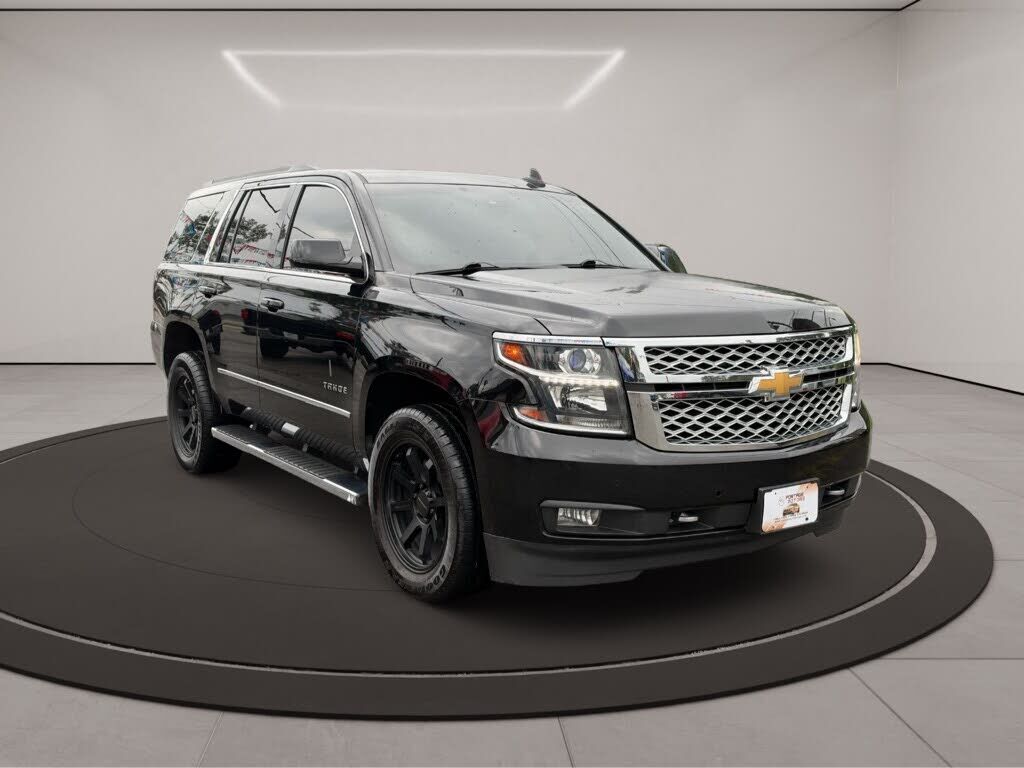 2017 CHEVROLET Tahoe