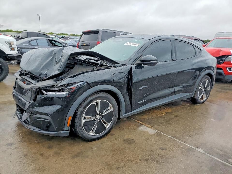 2021 FORD Mach-E
