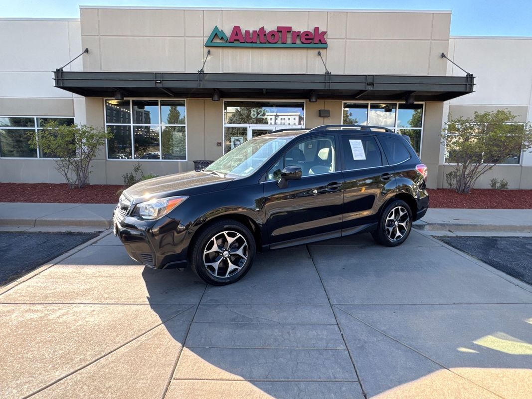 2015 SUBARU Forester