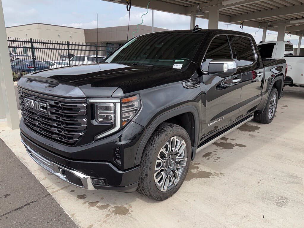 2023 GMC Sierra