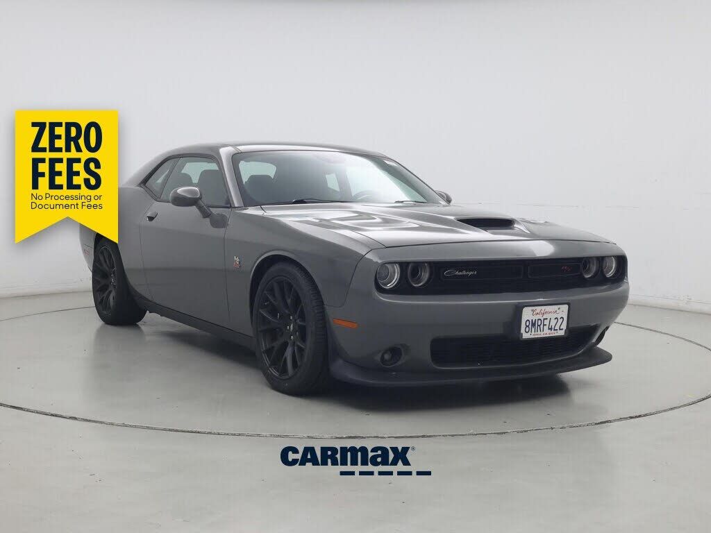 2019 DODGE Challenger