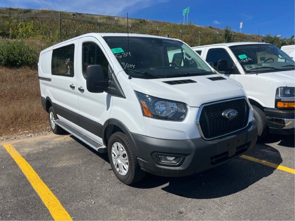 2025 FORD Transit