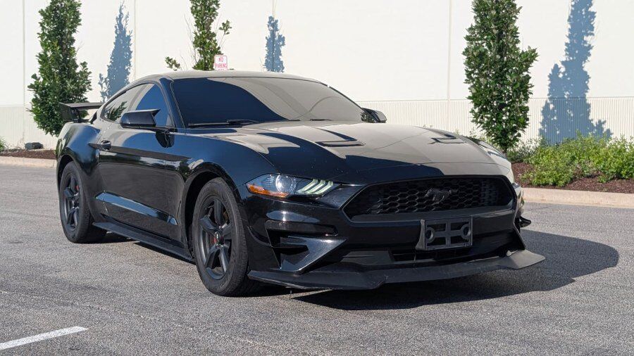 2018 FORD Mustang