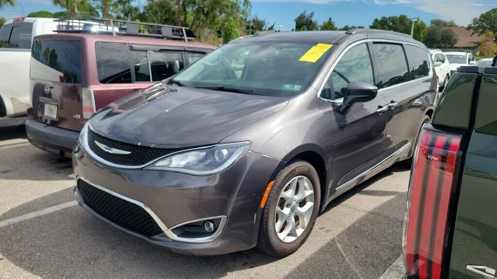 2017 CHRYSLER Pacifica