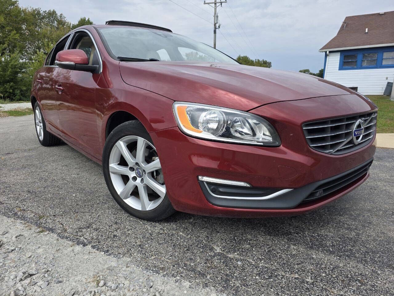 2016 VOLVO S60