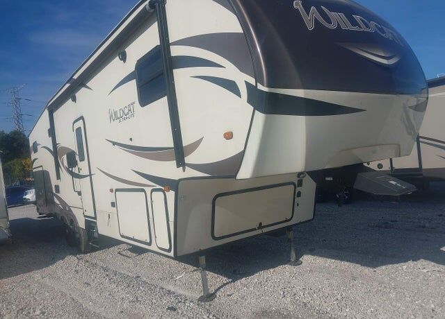 2019 FOREST RIVER Wildcat