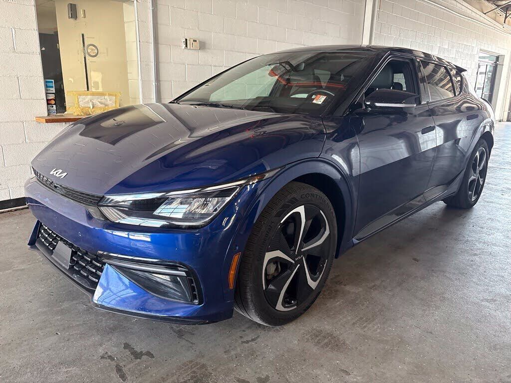 2023 KIA EV6