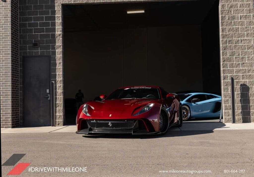 2020 FERRARI 812 Superfast