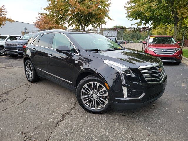 2017 CADILLAC XT5