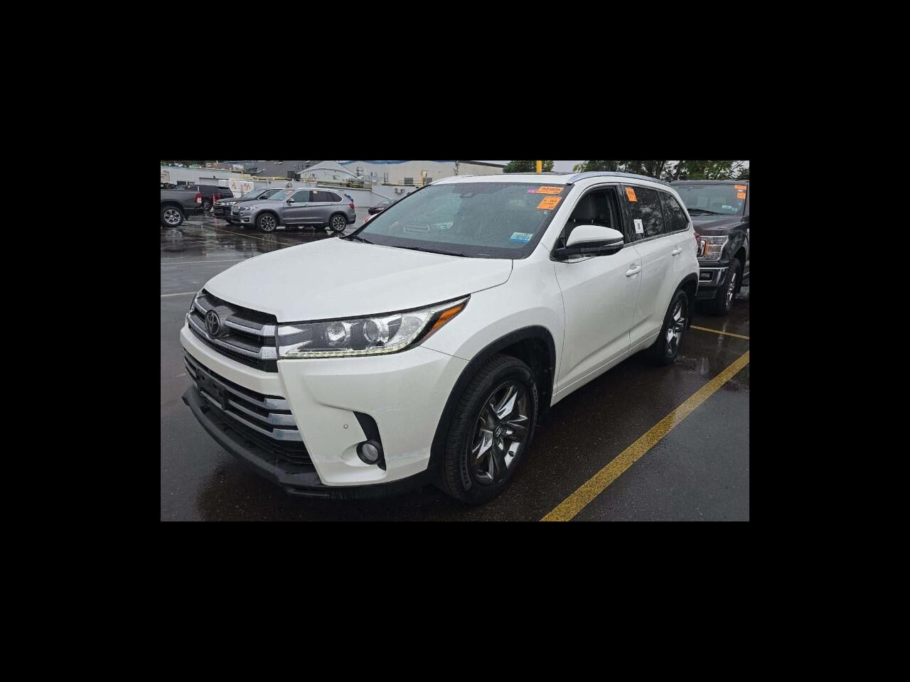 2017 TOYOTA Highlander