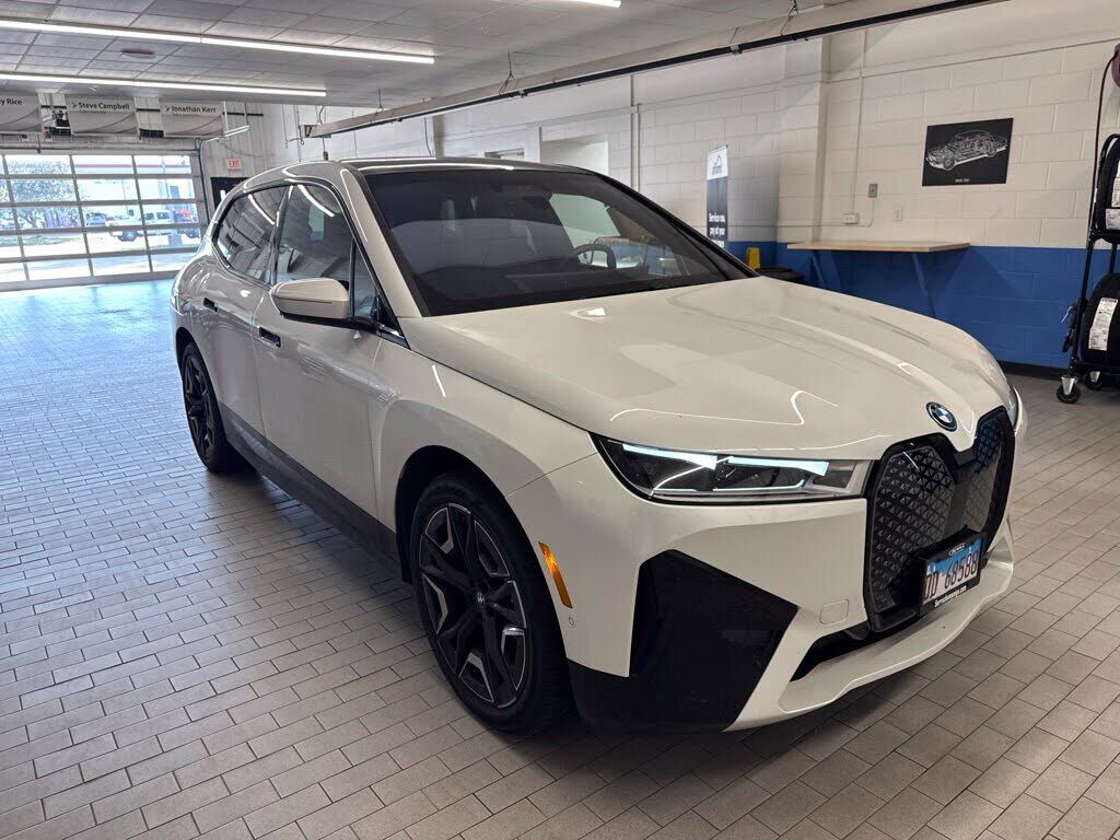 2024 BMW ix