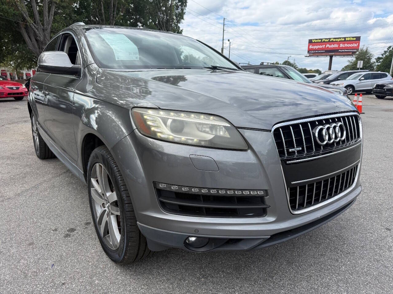 2011 AUDI Q7