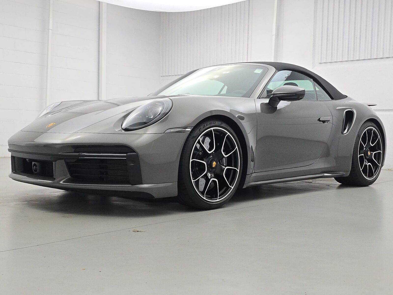 2024 PORSCHE 911