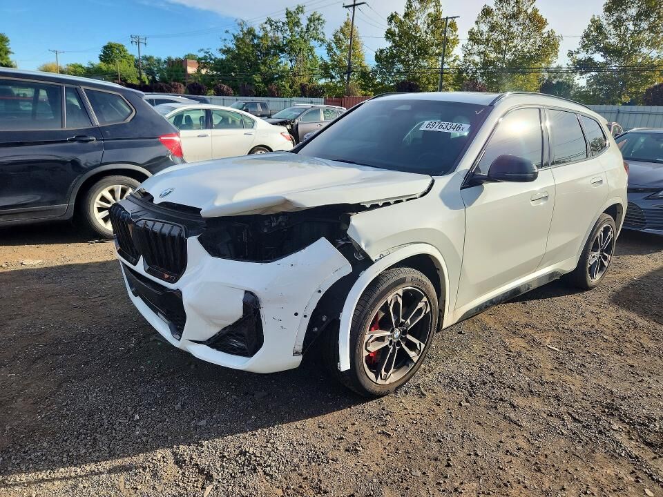 2024 BMW X1