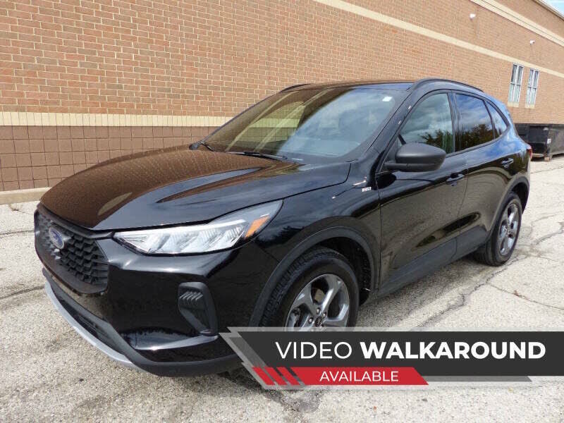 2025 FORD Escape