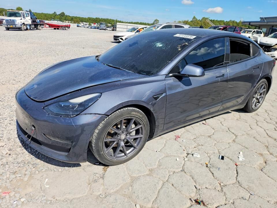 2021 TESLA Model 3
