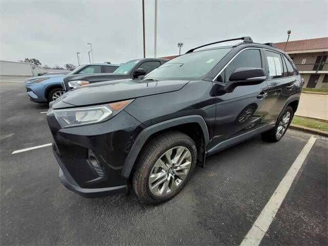 2019 TOYOTA RAV4