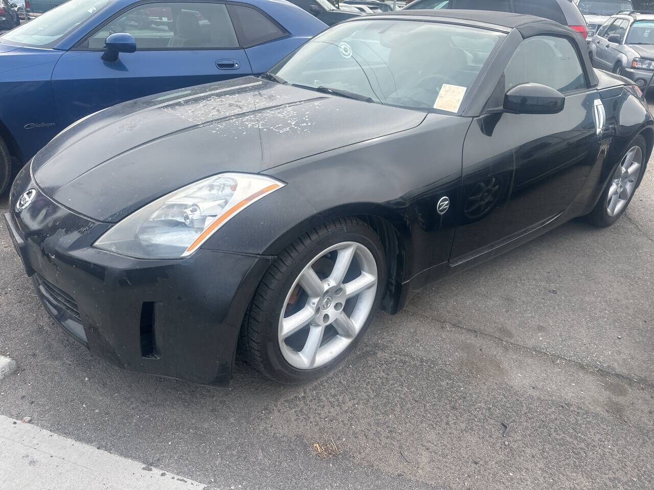 2005 NISSAN 350Z
