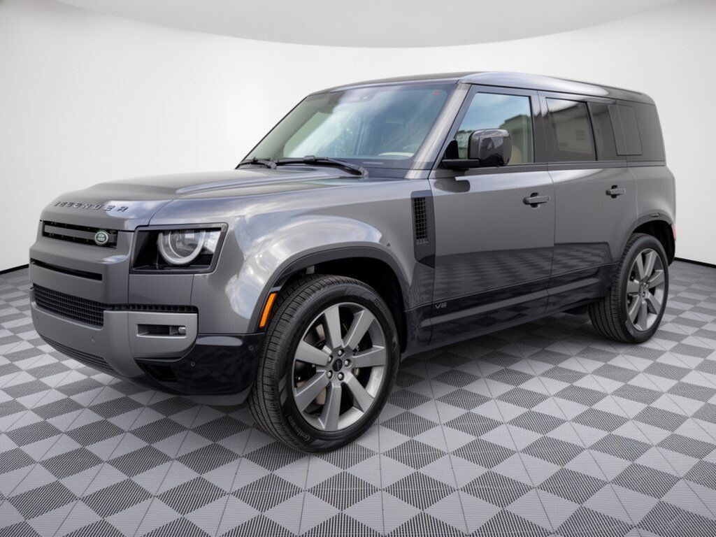 2026 LAND ROVER Defender