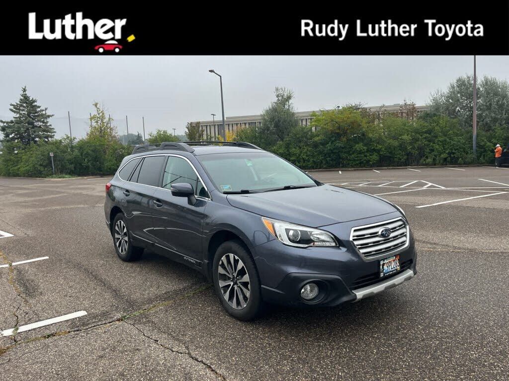 2016 SUBARU Outback