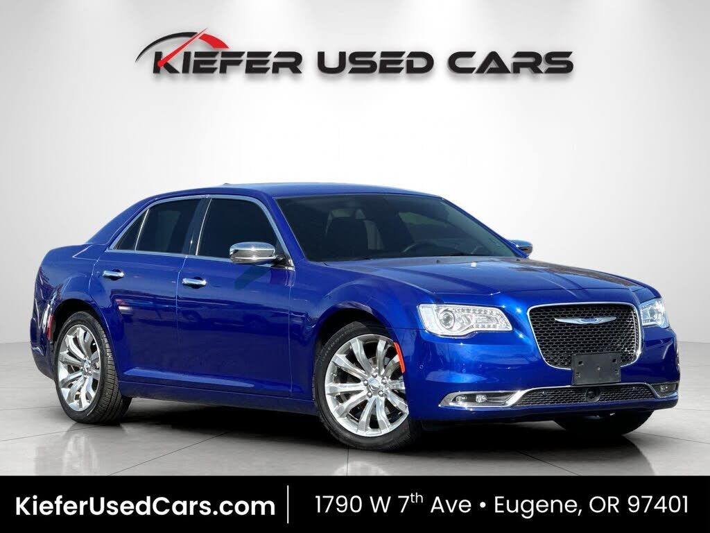 2019 CHRYSLER 300