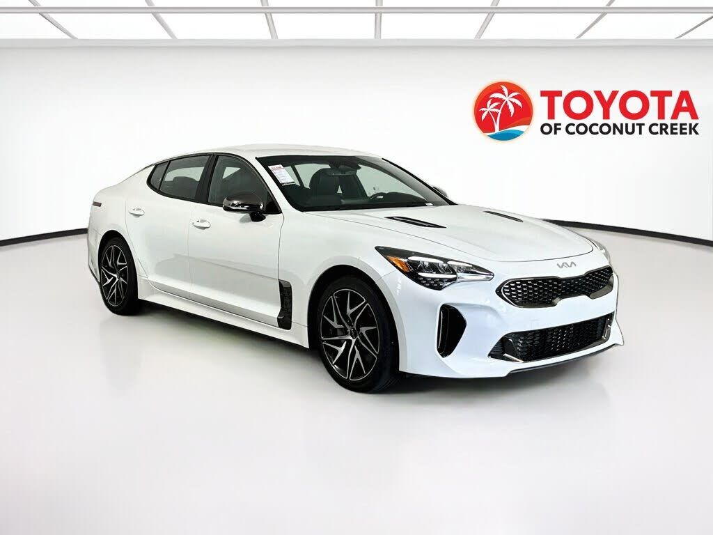 2023 KIA Stinger
