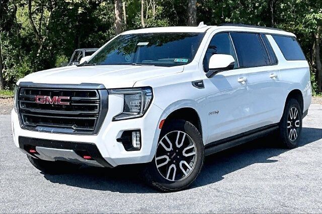 2023 GMC Yukon XL