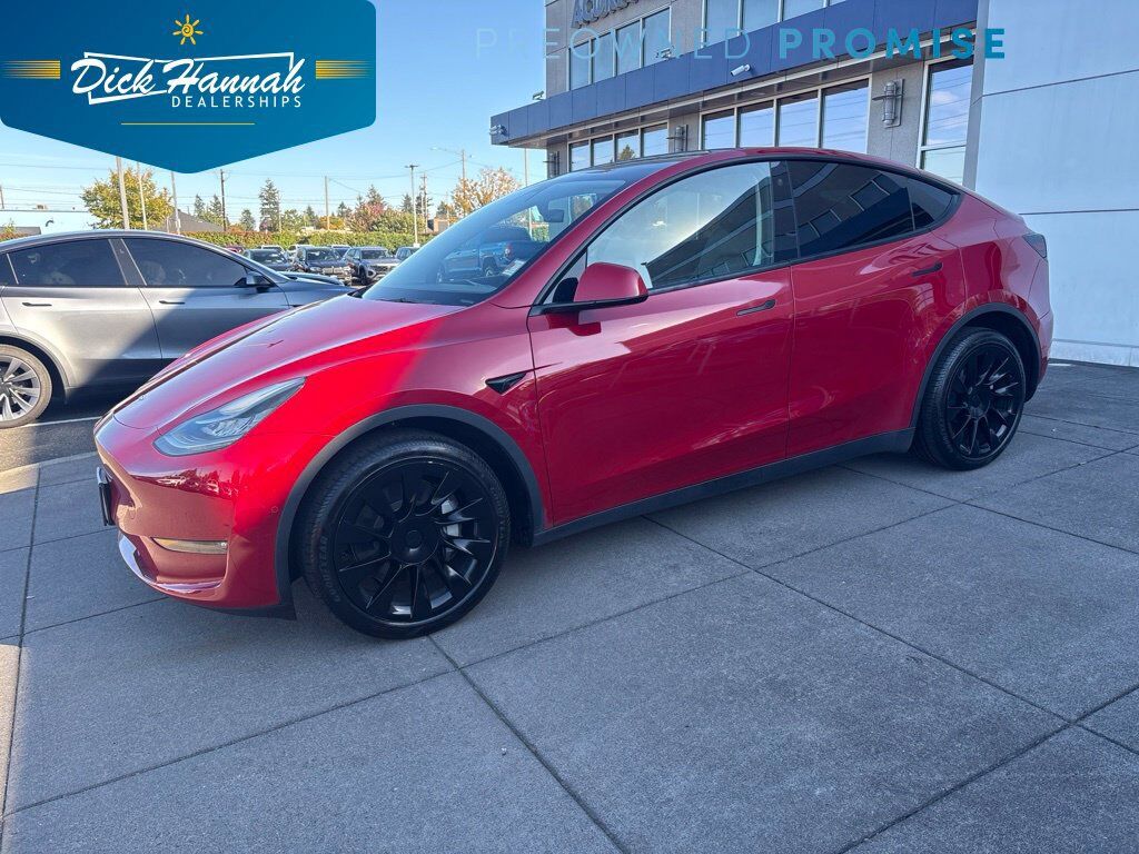 2022 TESLA Model Y