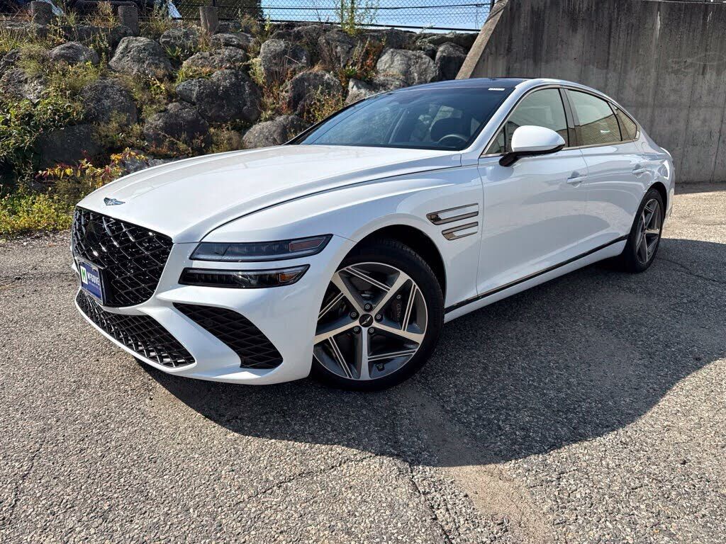 2025 GENESIS G80