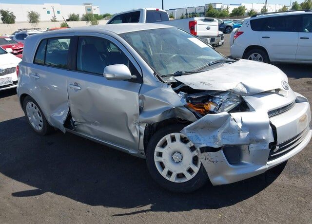 2010 TOYOTA SCION