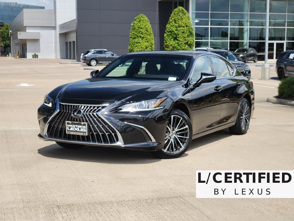 2025 LEXUS ES