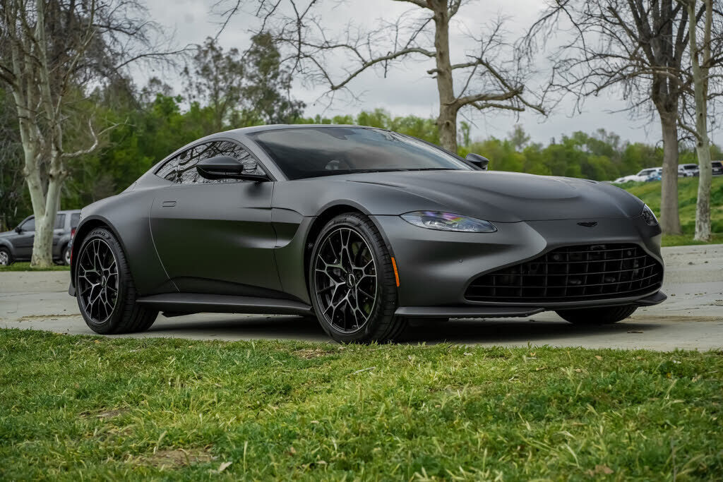 2021 ASTON MARTIN Vantage