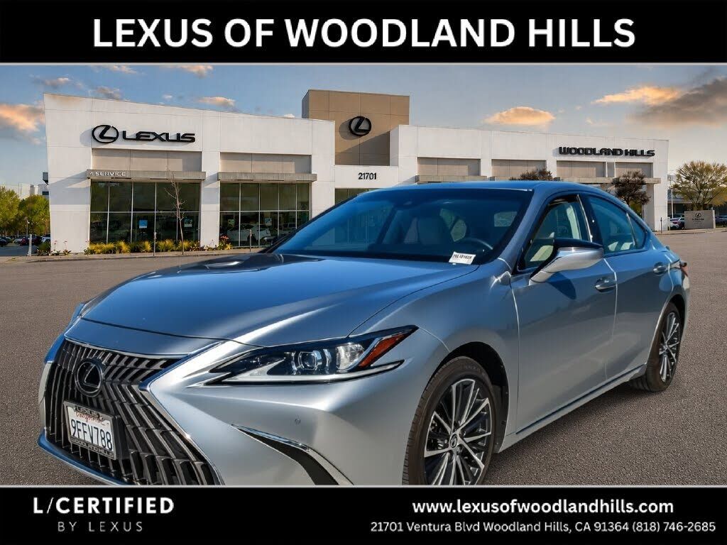 2023 LEXUS ES