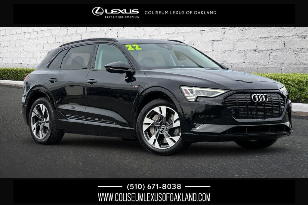 2022 AUDI e-tron
