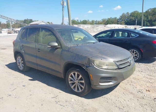 2014 VOLKSWAGEN Tiguan