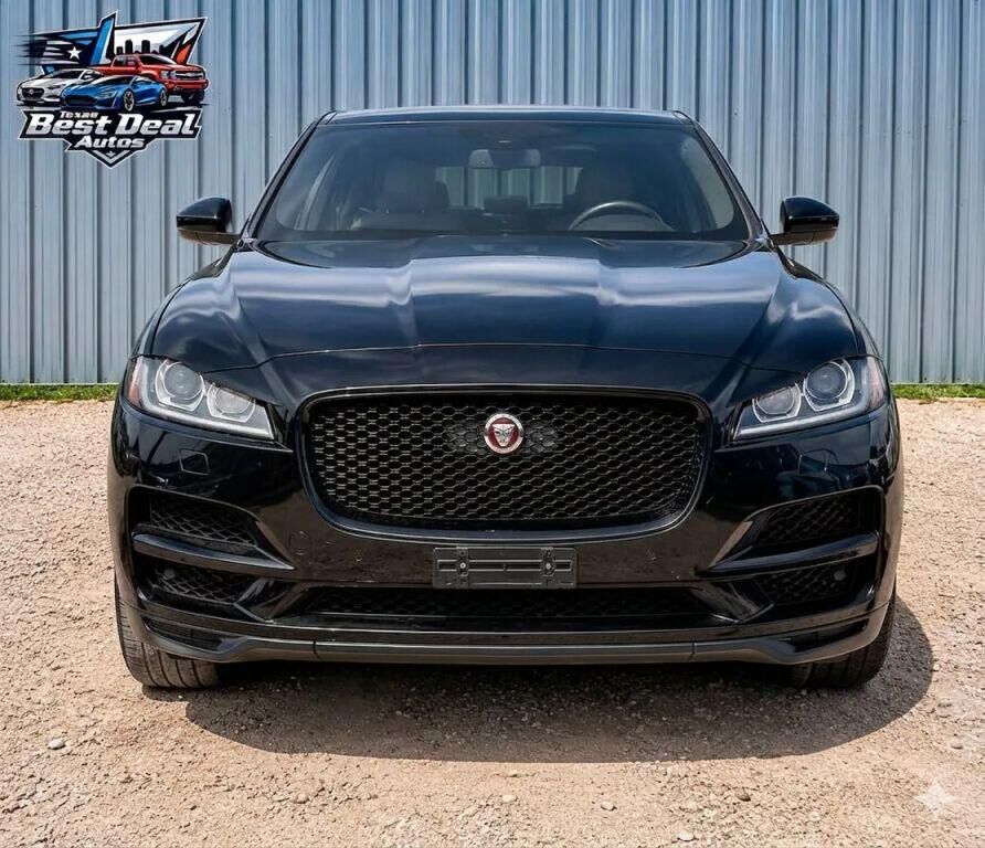 2019 JAGUAR F-Pace