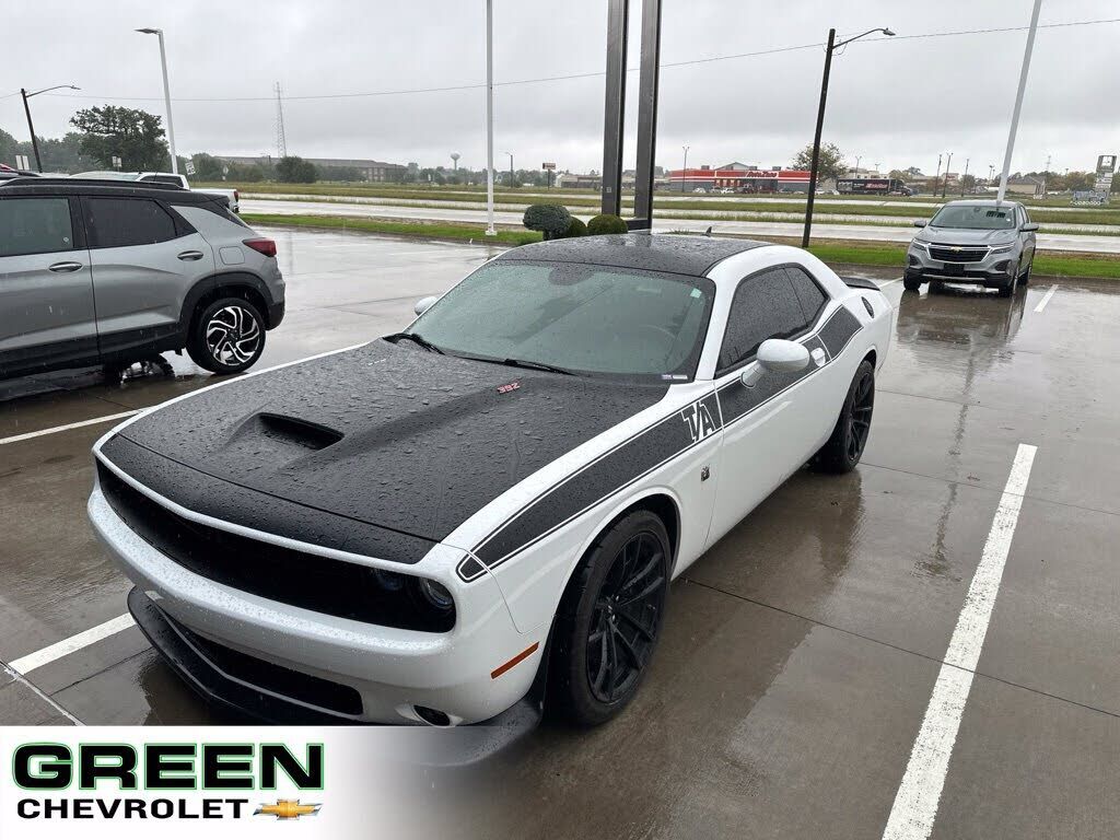 2021 DODGE Challenger