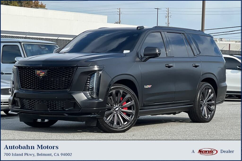 2025 CADILLAC Escalade