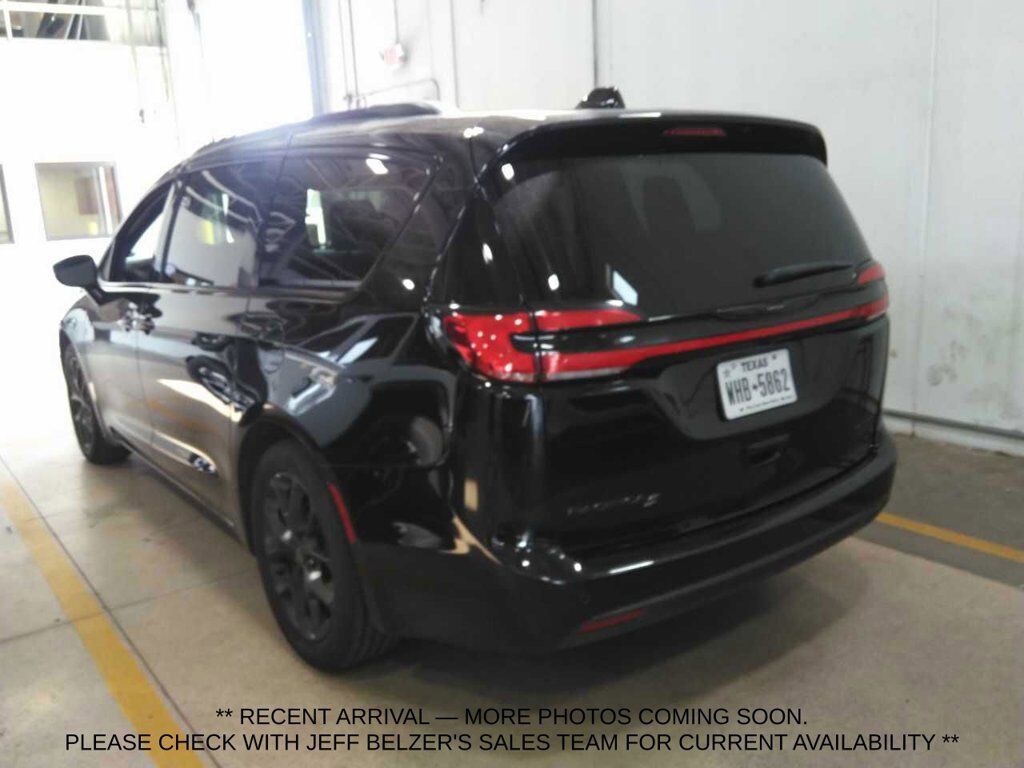 2025 CHRYSLER Pacifica
