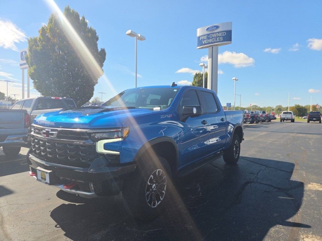 2024 CHEVROLET Silverado