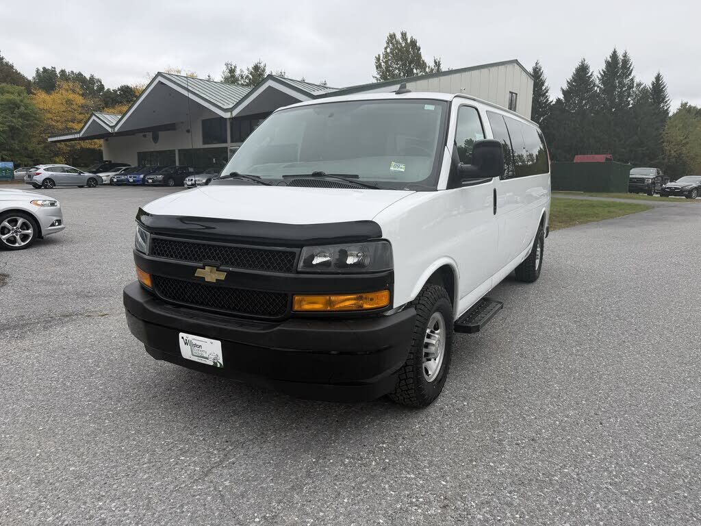 2022 CHEVROLET Express