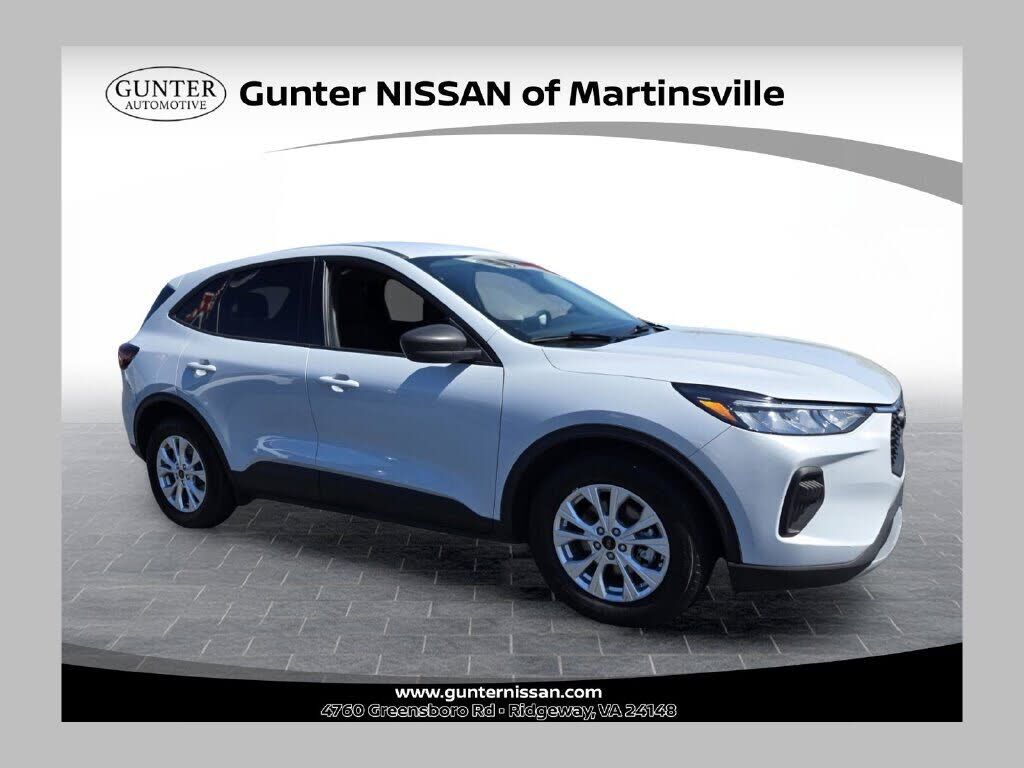 2025 FORD Escape