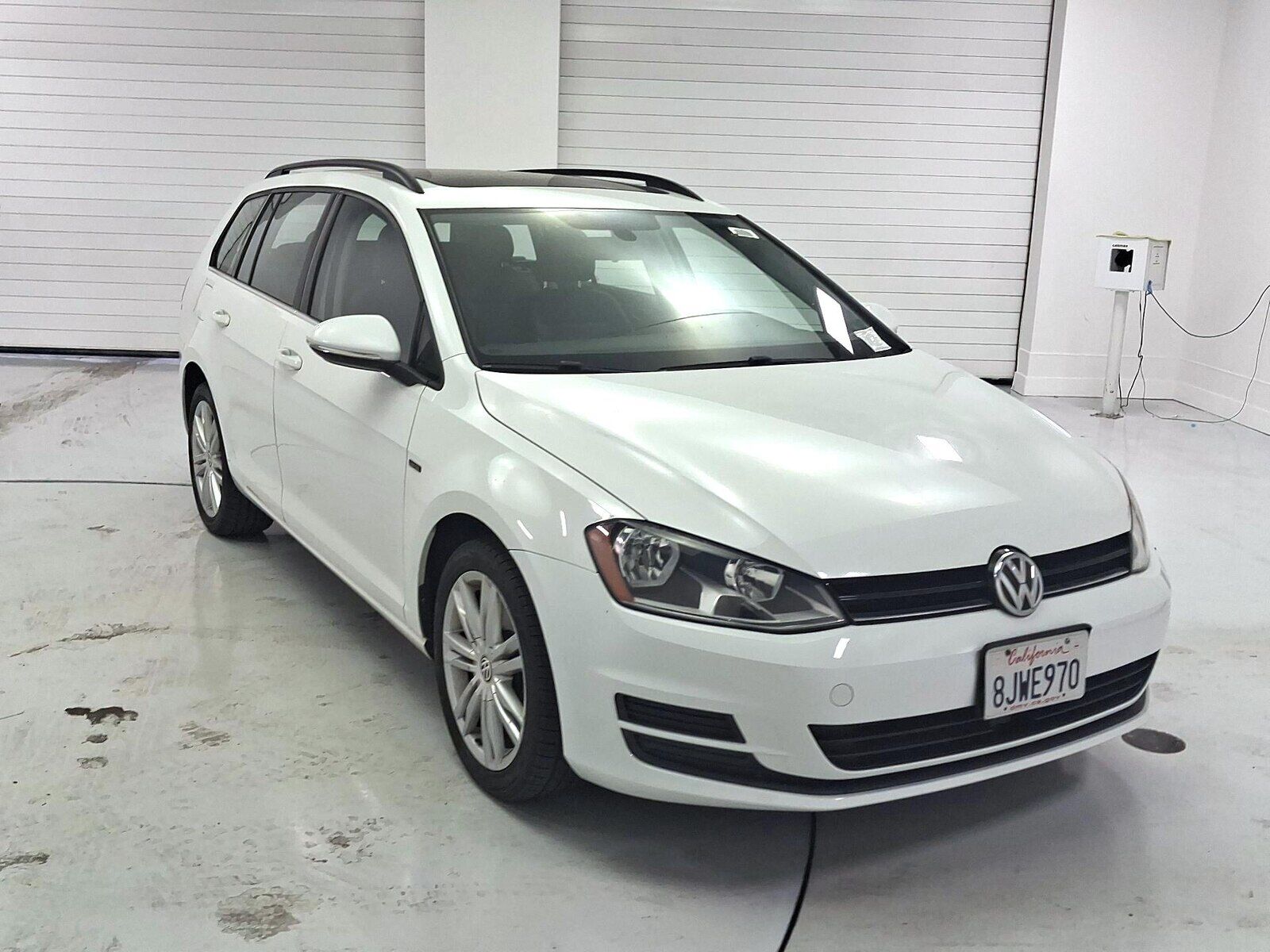 2016 VOLKSWAGEN Golf SportWagen