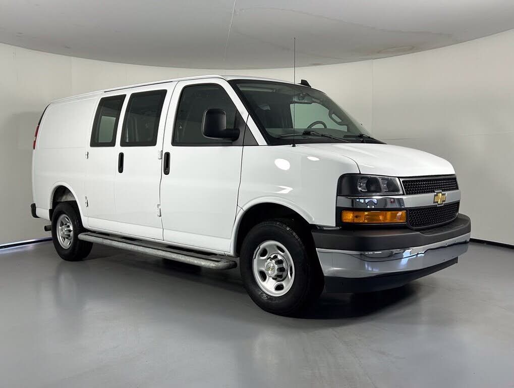 2025 CHEVROLET Express
