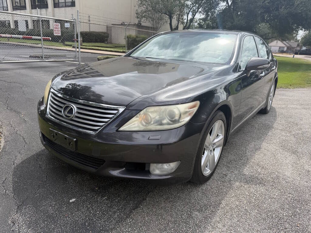 2010 LEXUS LS