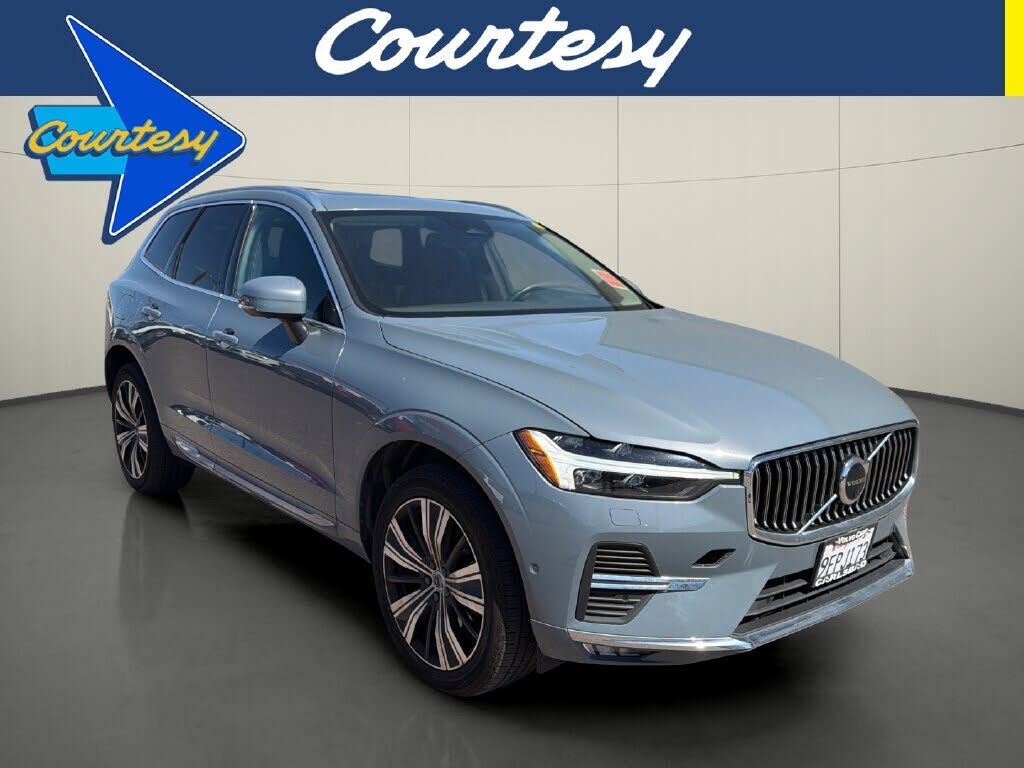 2023 VOLVO XC60