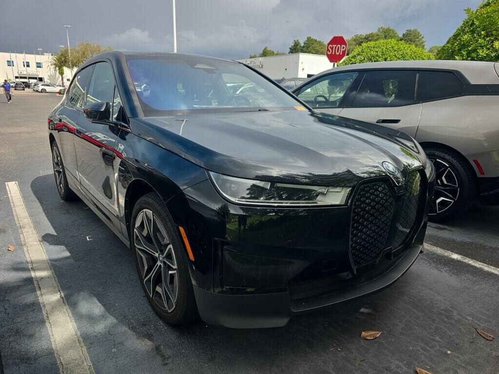 2024 BMW ix