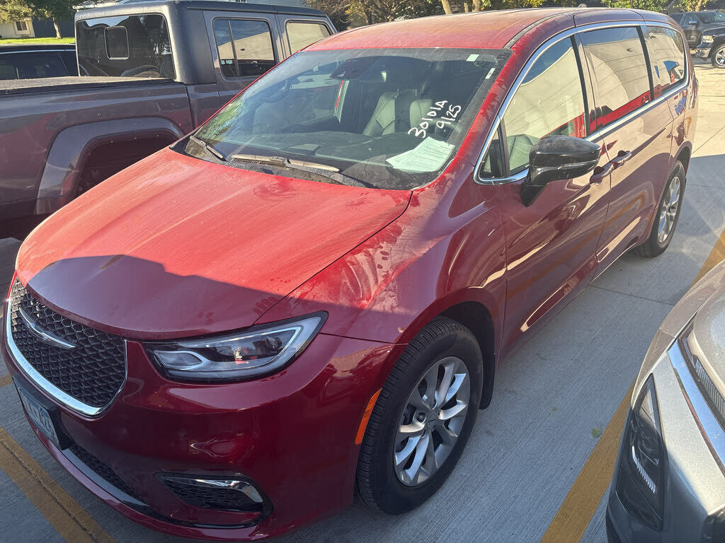 2025 CHRYSLER Pacifica