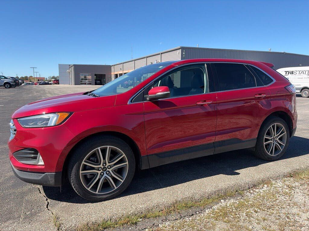 2024 FORD Edge